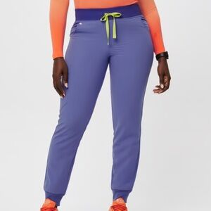 women's Blueberry Zamora™ High Waisted - Petite Jogger Scrub